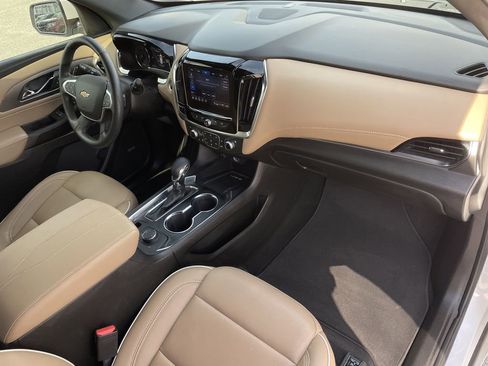 Certified 2023 Chevrolet Traverse Premier image 12