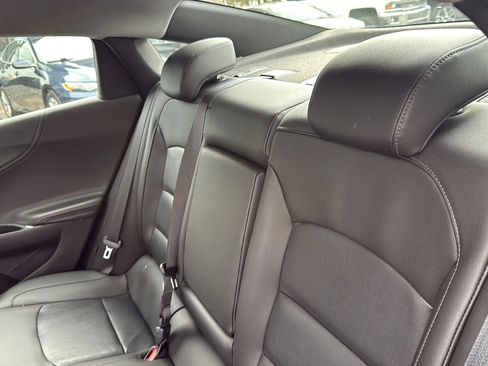 Used 2018 Chevrolet Malibu LT w/ Leather Package image 18