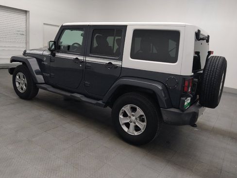 Used 2017 Jeep Wrangler Unlimited Sahara w/ Quick Order Package 24E Chief AWD/4WD image 3
