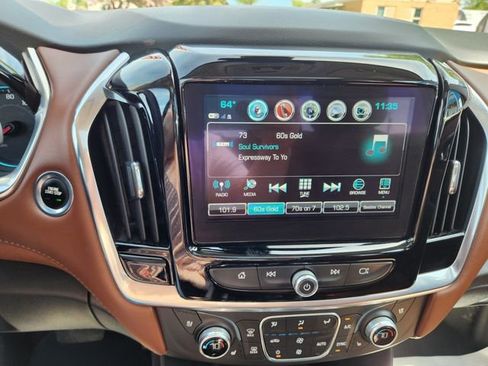 Used 2018 Chevrolet Traverse High Country AWD/4WD image 20