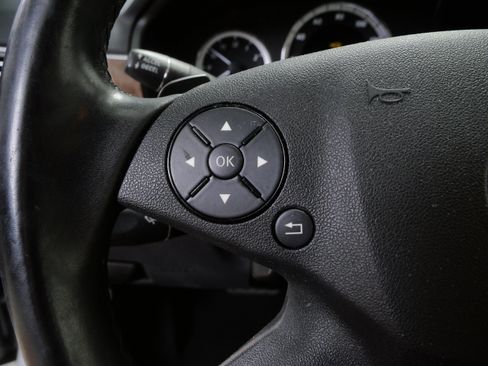 Used 2012 Mercedes-Benz E 350 4MATIC Sedan image 24
