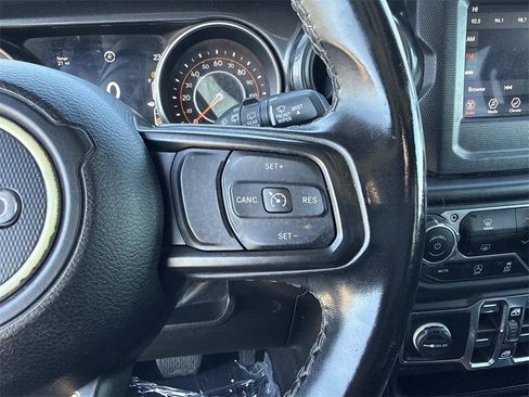 Used 2021 Jeep Wrangler Unlimited Sport image 16