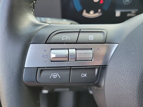 Used 2025 Hyundai Kona SEL FWD image 21