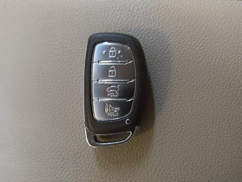 Used 2016 Hyundai Tucson Sport FWD image 32
