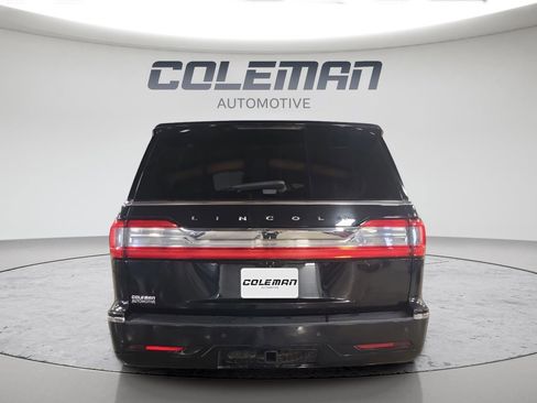 Used 2021 Lincoln Navigator L Reserve image 4