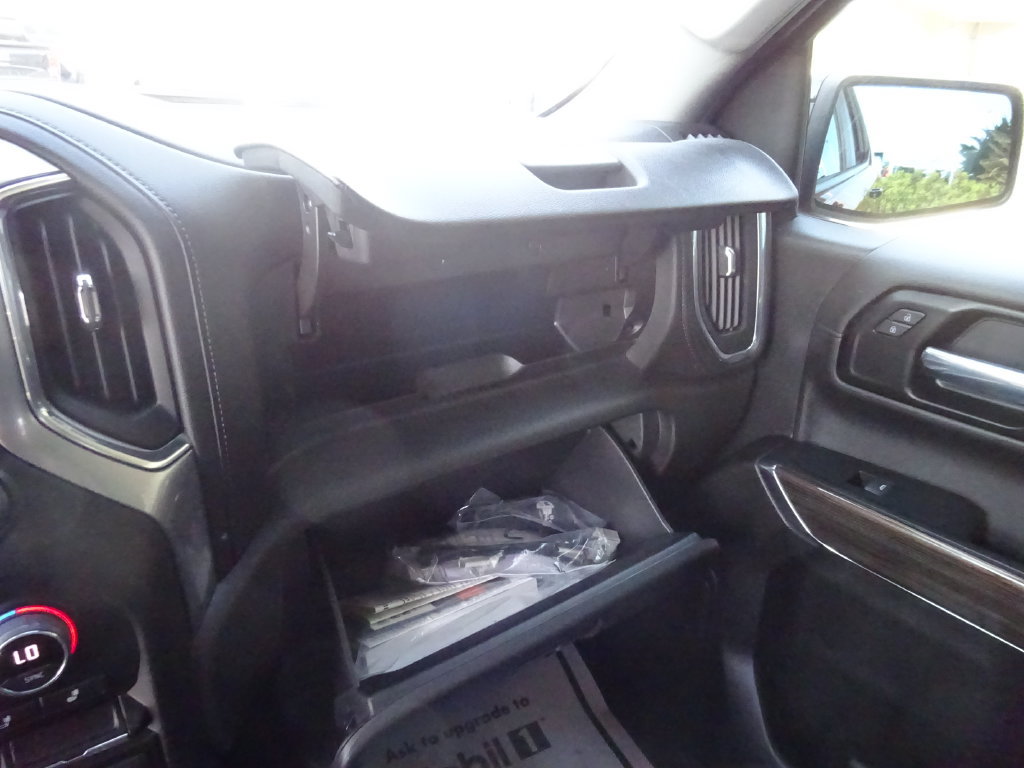 Certified 2022 Chevrolet Silverado 1500 LT Trail Boss w/ Safety Package AWD/4WD image 29