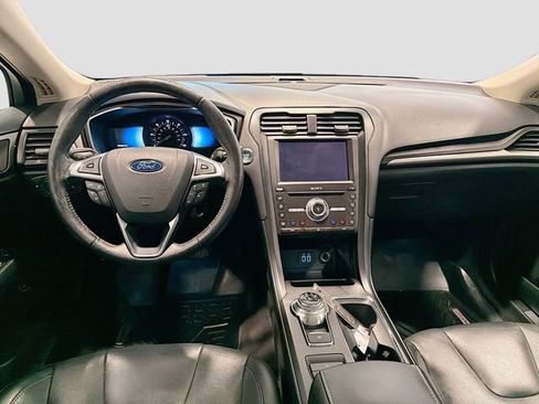 Used 2019 Ford Fusion Energi Titanium image 21