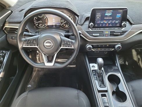 Used 2023 Nissan Altima 2.5 SV image 26
