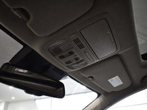 Used 2021 Honda CR-V Touring image 34