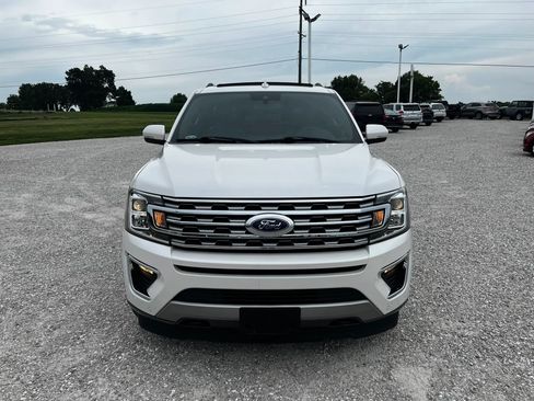 Used 2018 Ford Expedition Limited w/ Equipment Group 301A AWD/4WD image 8