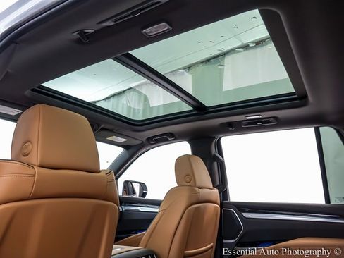 New 2026 Cadillac Escalade Luxury w/ Touring Package image 11