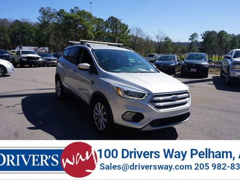 Used 2017 Ford Escape Titanium image 1