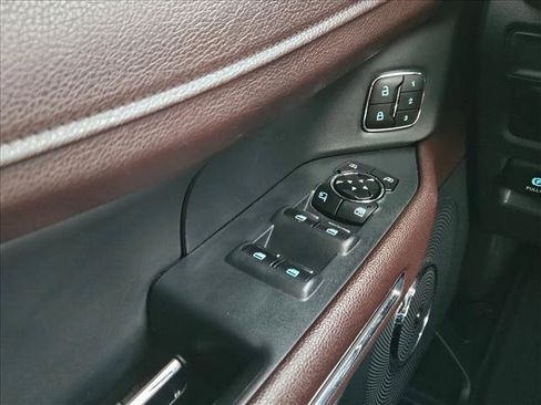 Used 2023 Ford Expedition Limited AWD/4WD image 29