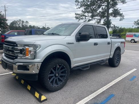 Used 2018 Ford F150 XLT AWD/4WD image 3
