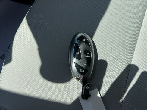 Used 2025 Hyundai Tucson SEL FWD image 25