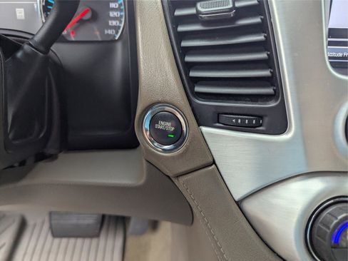 Used 2018 GMC Yukon SLT w/ Premium Edition image 24