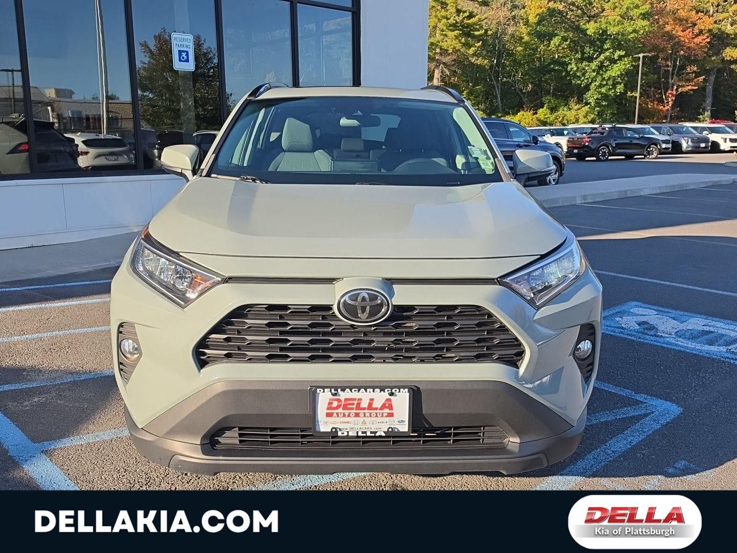 Used 2020 Toyota RAV4 XLE w/ Convenience Package AWD/4WD image 13