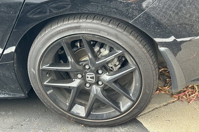 Used 2025 Honda Civic Sport image 4