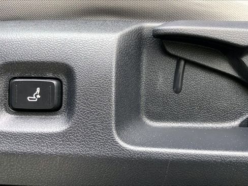 Used 2025 Toyota Tacoma TRD Sport RWD image 34