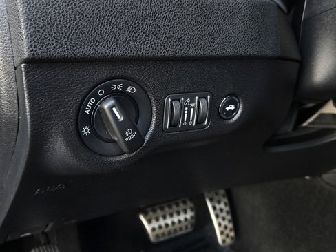 Used 2022 Dodge Charger R/T image 16