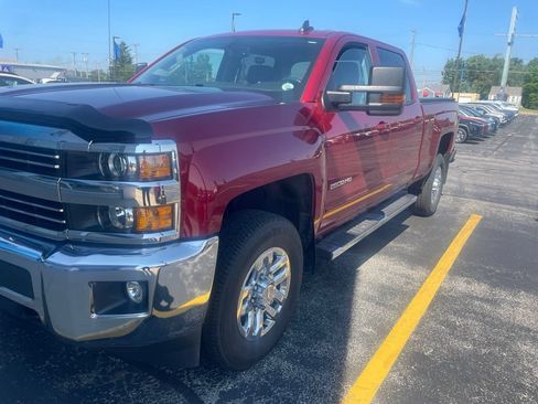 Used 2018 Chevrolet Silverado 2500 LT w/ LT Convenience Package AWD/4WD image 1