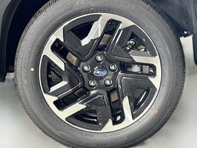 New 2026 Subaru Forester Premium AWD/4WD image 31
