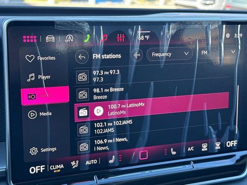 New 2026 Volkswagen Tiguan SE image 17