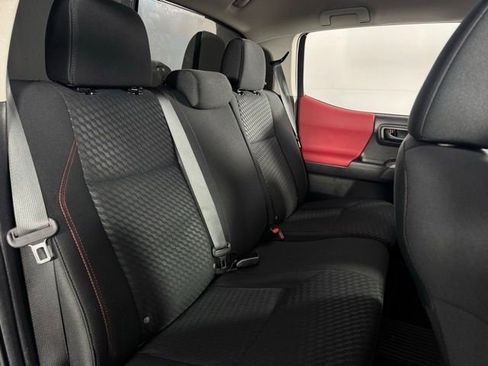 Used 2022 Toyota Tacoma SR5 image 16