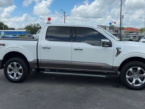 Used 2022 Ford F150 Lariat w/ Equipment Group 502A High AWD/4WD image 8