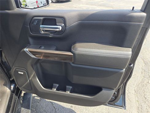 Used 2020 Chevrolet Silverado 1500 RST AWD/4WD image 7