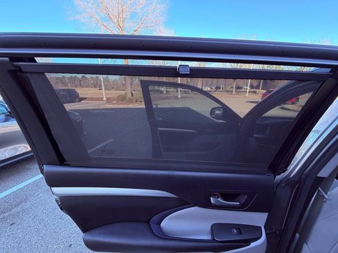 Used 2017 Toyota Highlander XLE image 13