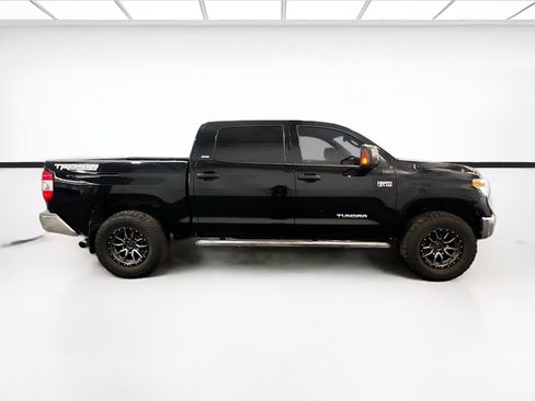 Used 2017 Toyota Tundra SR5 w/ TRD Off Road Package AWD/4WD image 22