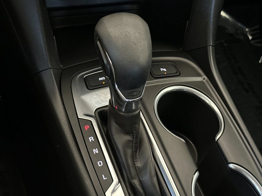 Used 2024 Chevrolet Equinox LT AWD/4WD image 20