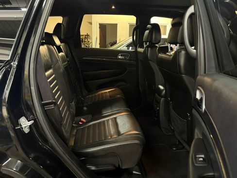 Used 2019 Jeep Grand Cherokee Limited X AWD/4WD image 25