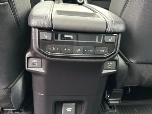 Used 2026 Toyota Grand Highlander Limited image 17