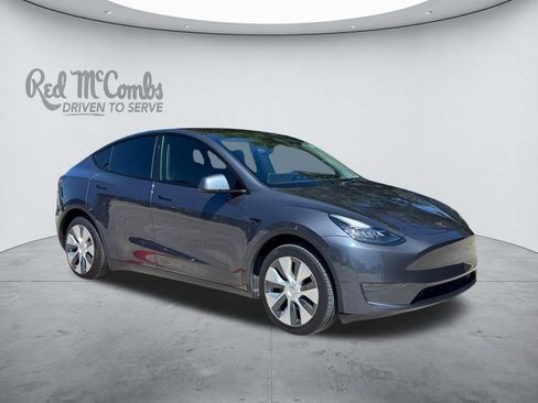 Used 2023 Tesla Model Y Long Range AWD/4WD image 7