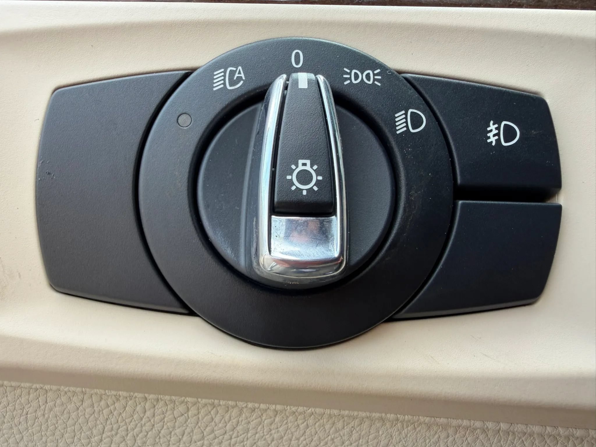 Used 2012 BMW 328i xDrive Coupe AWD/4WD image 20