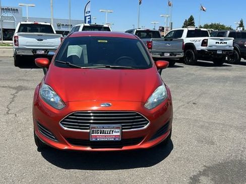 Certified 2018 Ford Fiesta SE FWD image 8