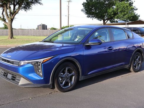 Used 2025 Kia K4 FWD image 7