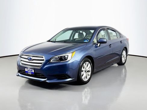 Used 2017 Subaru Legacy 2.5i Premium AWD/4WD image 3