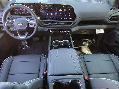 Used 2026 Chevrolet Silverado EV LT image 13