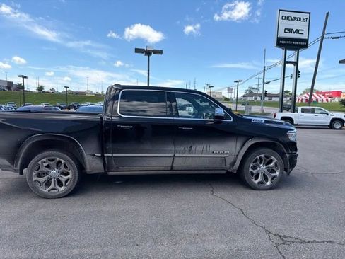 Used 2021 RAM 1500 Limited w/ Body Color Bumper Group AWD/4WD image 15