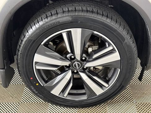 Used 2023 Nissan Rogue SL w/ SL Premium Package AWD/4WD image 35