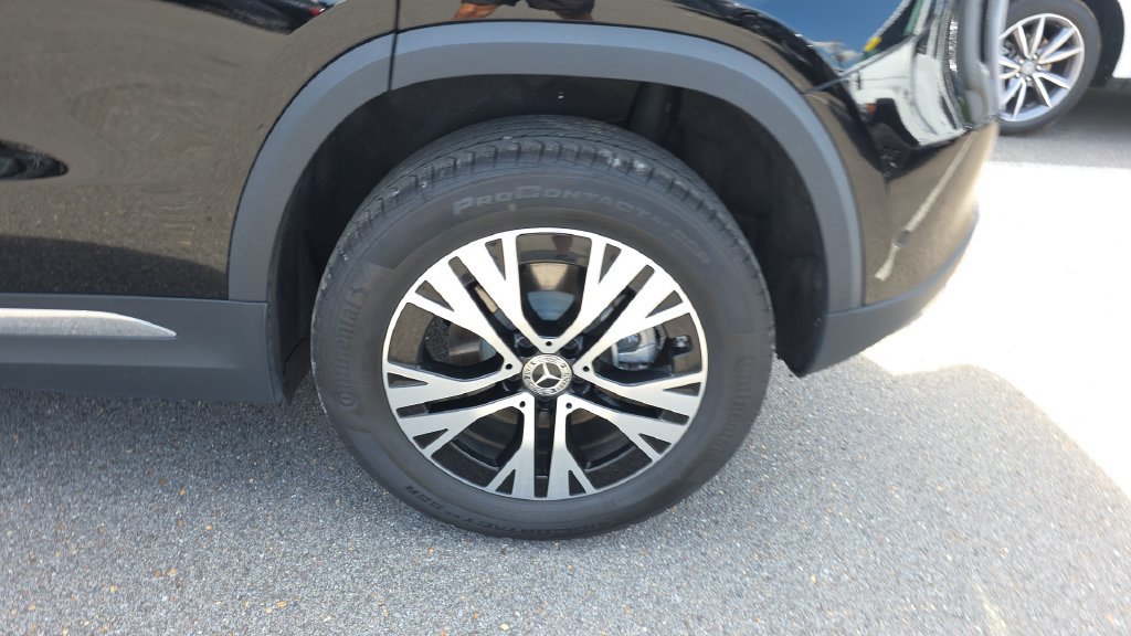 Certified 2025 Mercedes-Benz GLA 250 image 10