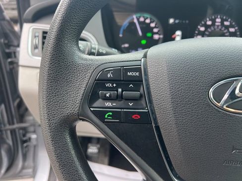 Used 2016 Hyundai Sonata SE image 22
