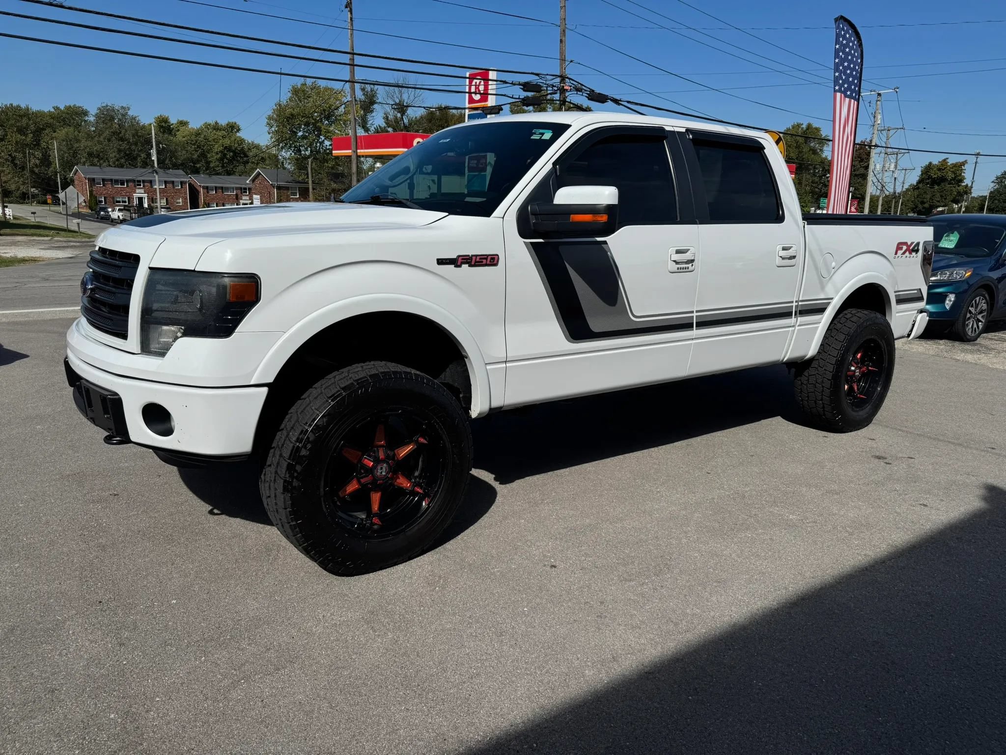 Used 2014 Ford F150 FX4 w/ Equipment Group 402A Luxury AWD/4WD image 6