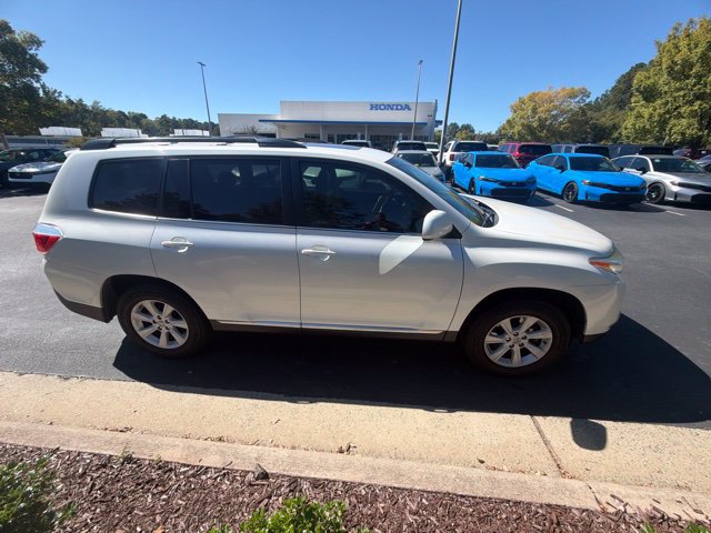 Used 2013 Toyota Highlander SE FWD image 5