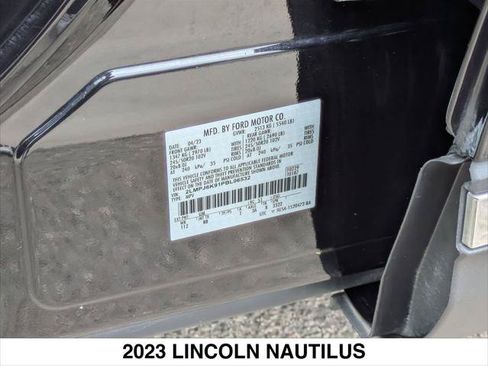 Certified 2023 Lincoln Nautilus Reserve FWD image 28