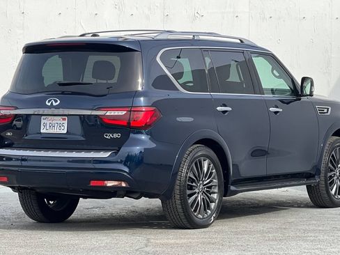 Certified 2023 INFINITI QX80 Premium Select w/ Cargo Package AWD/4WD image 3
