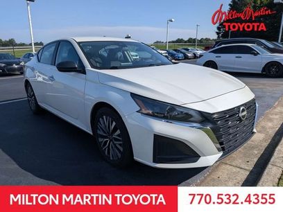 Used 2024 Nissan Altima 2.5 SV